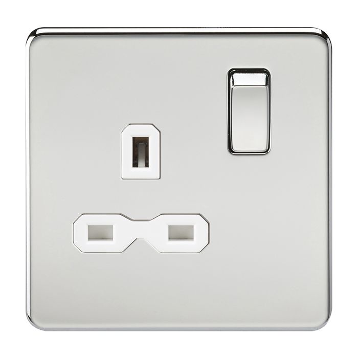 MLA-Knightsbridge Screwless Socket 1 Gang  Polished Chrome with White Insert