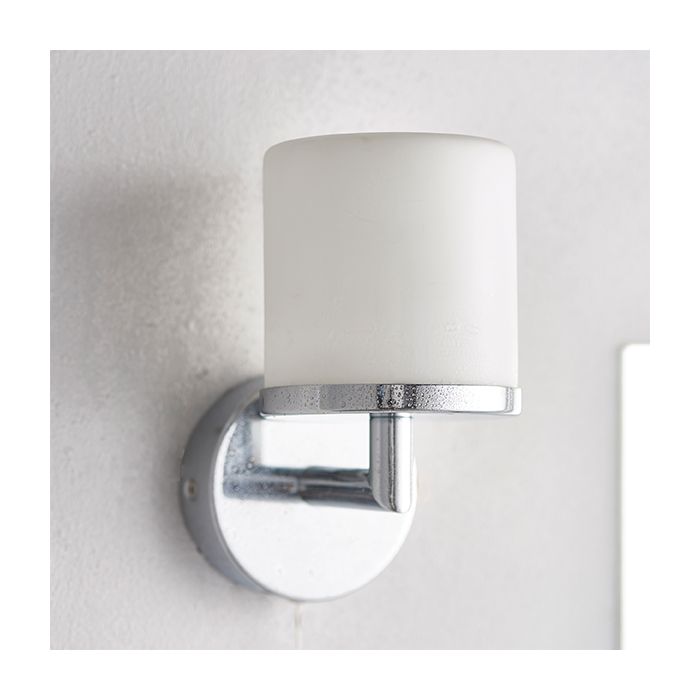 Saxby Lipco Chrome Bathroom Wall / Mirror Light