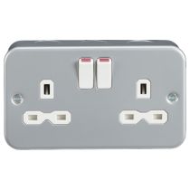ML Knightsbridge MR9000 Metal Clad Double Pole 2 Gang Switched Socket IP20 13A 230V

